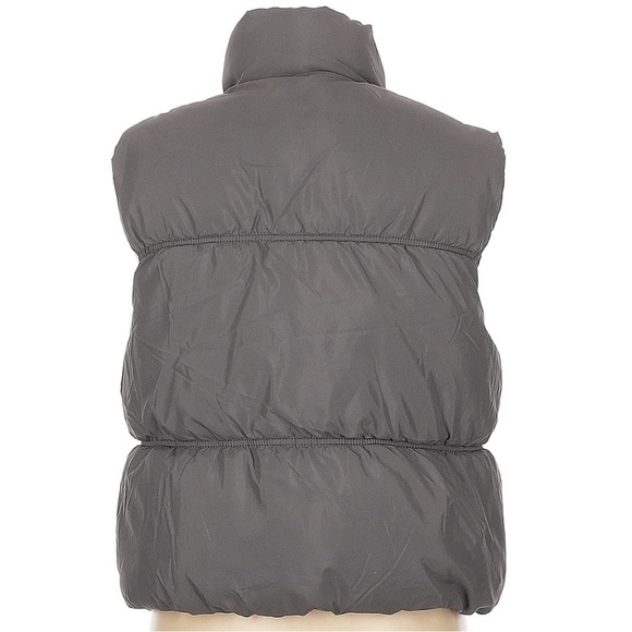 20Y Gray Puffer Vest - EXCELLENT CONDITION! - Picture 4 of 5